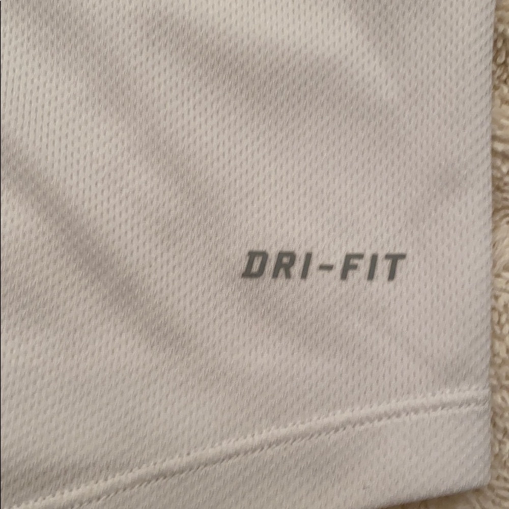 Racerback Nike tank top - Picture 4 of 7